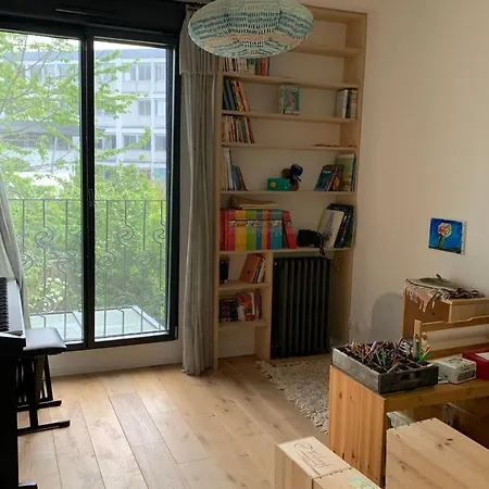 아파트 Spacious House With Garden 보르도